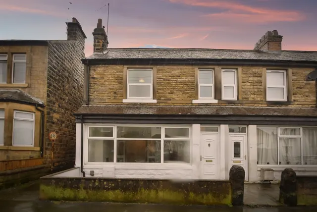 King Edwards Drive, Harrogate, photo 1