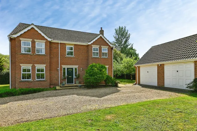 Hunters Rise, West Winch, PE33, photo 2