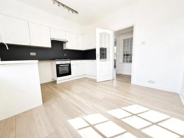 Vanbrugh Fields, London, SE3, photo 3