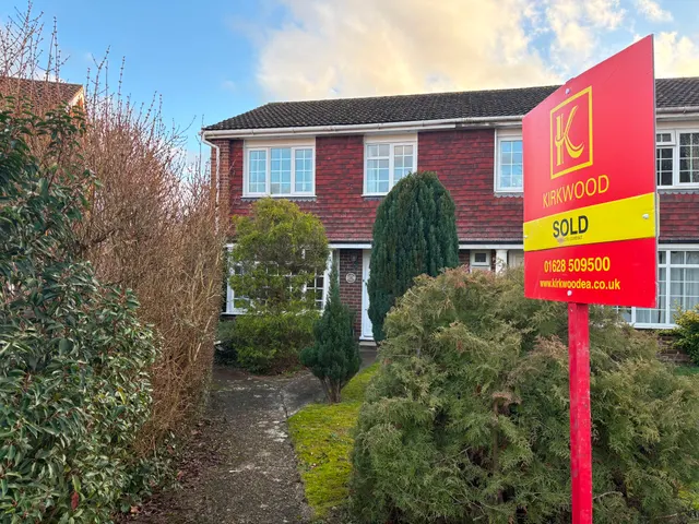 Lyneham Gardens, Cranbrook Drive, Maidenhead, Berkshire, photo 1