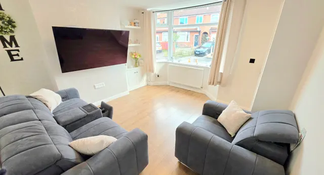 St. Georges Road, Droylsden, M43, photo 2