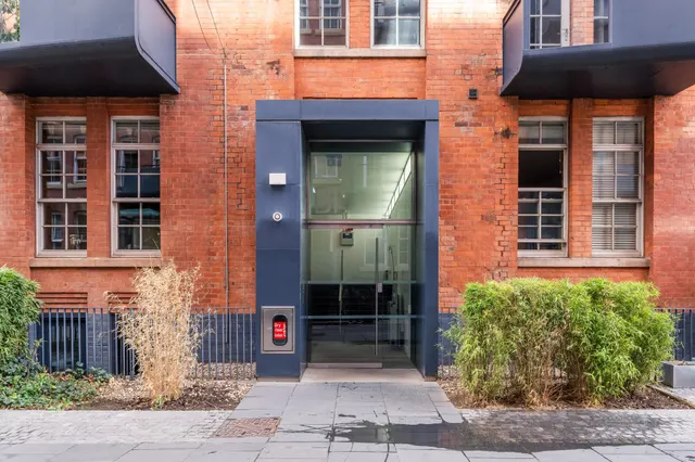 Photo 3 — Green Walk, London, SE1
