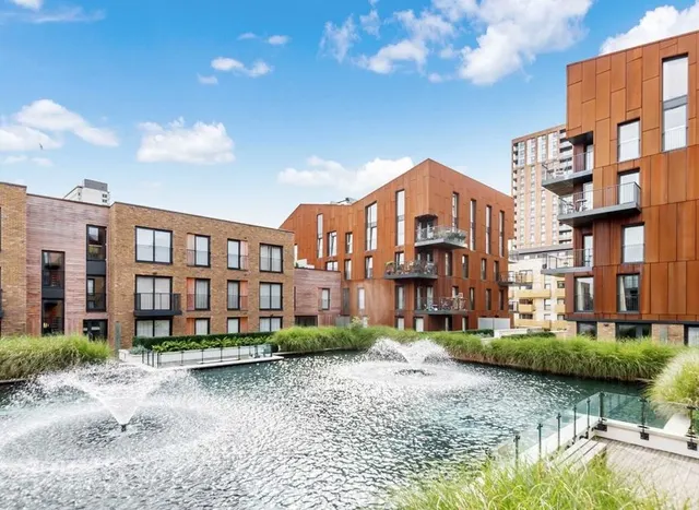 Whiting Way, Surrey Quays, SE16, photo 1