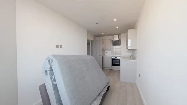 Northolt Road, Harrow, HA2, photo 2