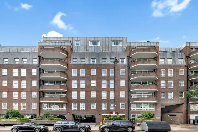 Cheyne Walk, London, SW3, photo 1