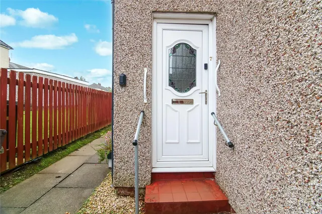 McArdle Avenue, Motherwell, ML1, photo 2