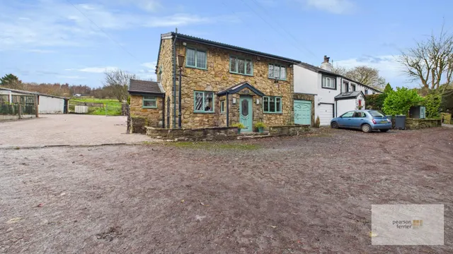Photo 3 — Sefton Drive, Limefield, Bury, BL9 6PL