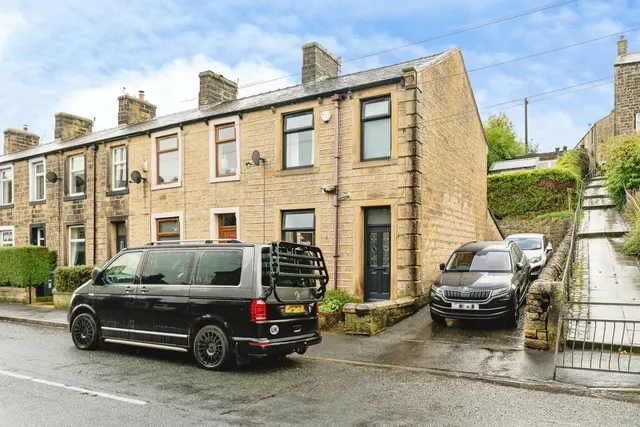 Skipton Road, Trawden, BB8, photo 1