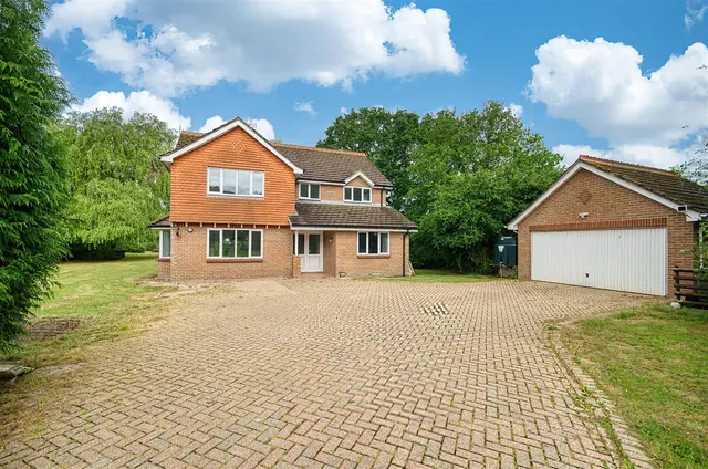 Mislingford Road, Swanmore, Southampton, Hampshire, SO32 2QD, photo 1