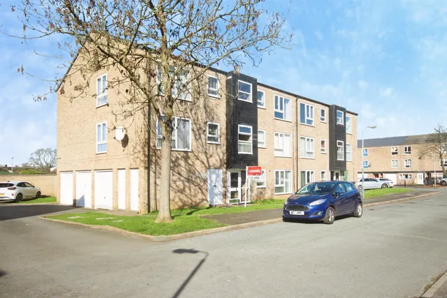 Barton Crescent, Leamington Spa, photo 1