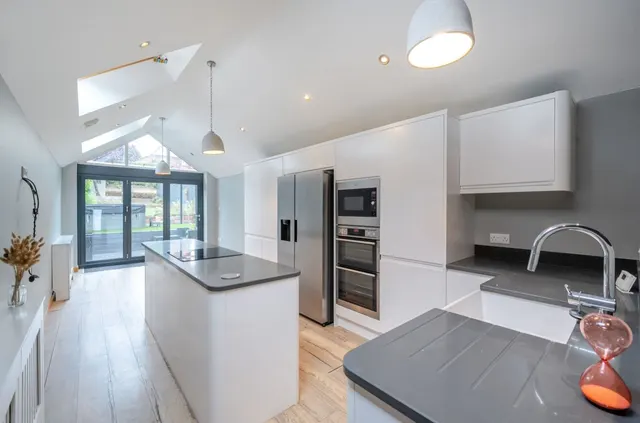 Townend Street, Sheffield, S10, photo 2