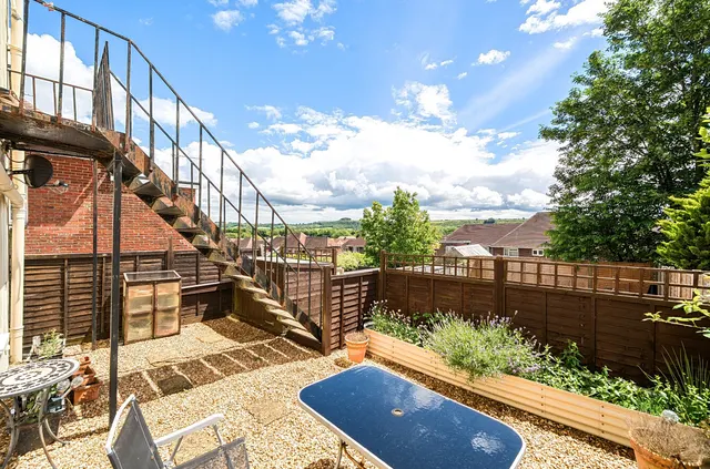 St. Catherines Road, Winchester, SO23, photo 2