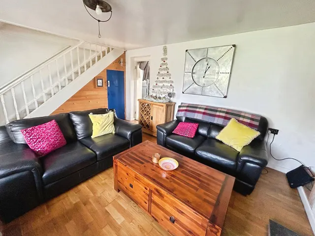 Pen Y Banc, Seven Sisters, SA10, photo 2