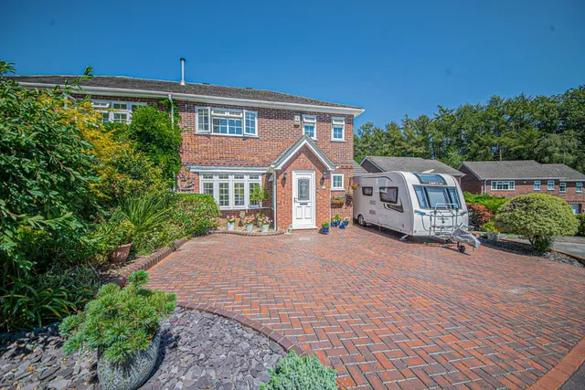 Pendula Way, Bishopstoke, Eastleigh, SO50 6GL, photo 1