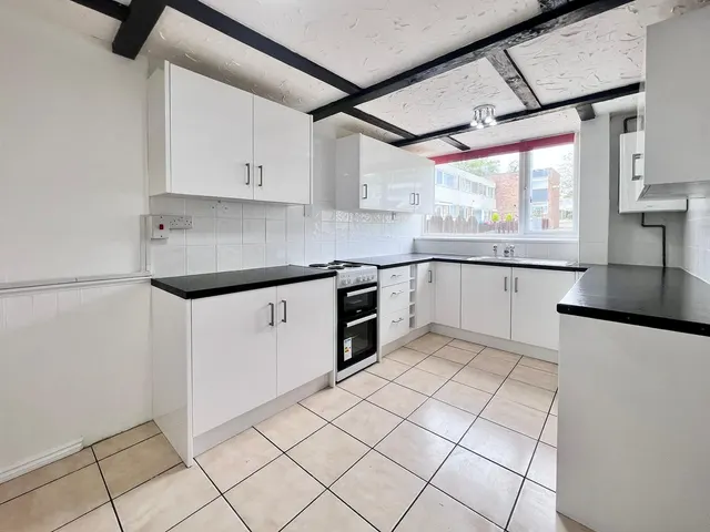 Photo 2 — Watten Court, Bletchley, Milton Keynes