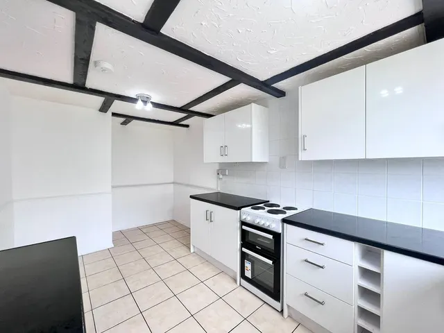 Photo 3 — Watten Court, Bletchley, Milton Keynes
