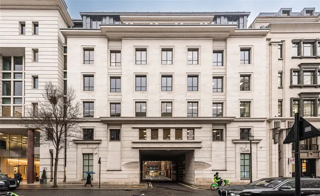 Cleveland Place, London, SW1Y, photo 1