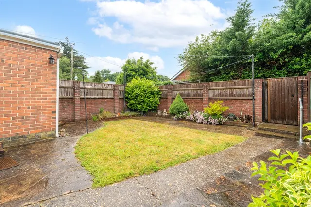 Middlehill Road, Colehill, Wimborne, Dorset, BH21, photo 1