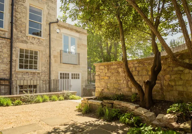 Bath, BA1, photo 2