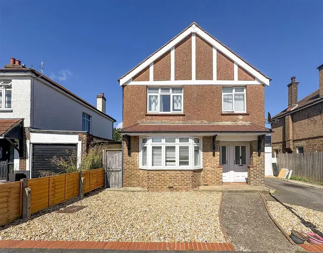 Linden Road, Bognor Regis, photo 1
