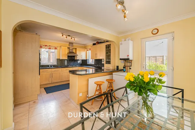 Stanley Place, Ongar, CM5, photo 2