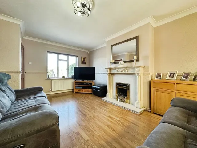 Northgate, Aldridge, WS9, photo 2