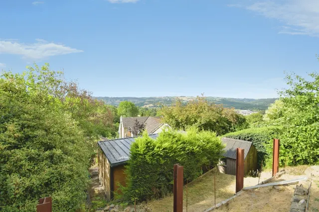 Sydnope Hill, Two Dales, Matlock, photo 1