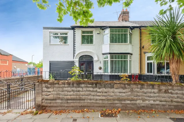 Whitehedge Road, Grassendale, L19, photo 1