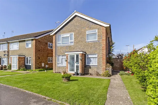 Ophir Road, Worthing, photo 1