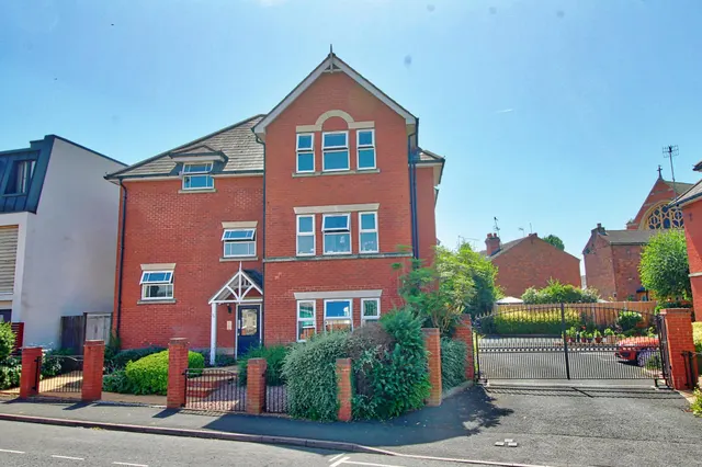 St. Georges Lane North, Worcester, WR1, photo 1