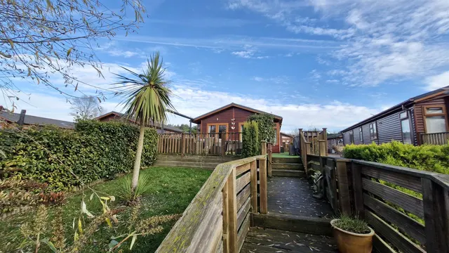 Lagoon Lodges, Tallington, photo 1