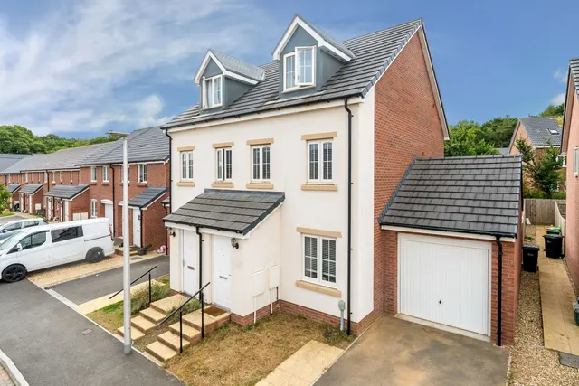Tawcroft Way, Barnstaple, EX31, photo 1