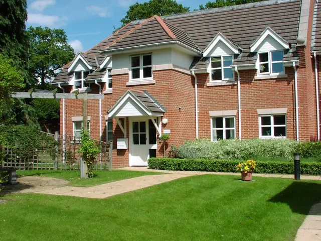 Chandlers Ford, Eastleigh, Hampshire, photo 1
