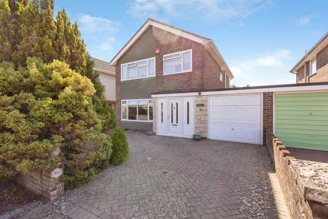 Idsworth Road, Waterlooville, PO8, photo 2