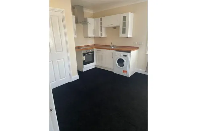 Blunt Road, South Croydon, CR2, photo 2