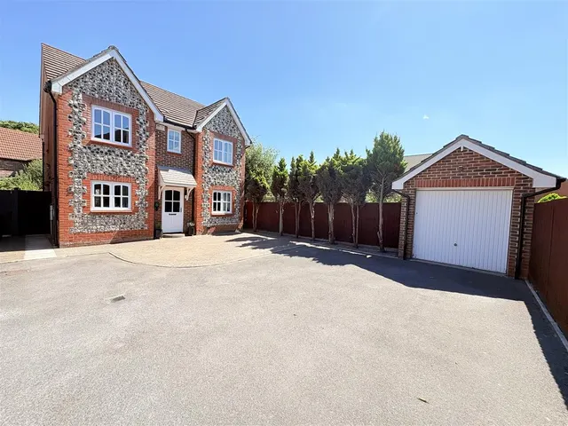 Swanton Close, Stubbington, Fareham, photo 1