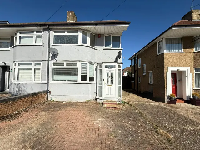 Hermitage Way, Stanmore, HA7, photo 2
