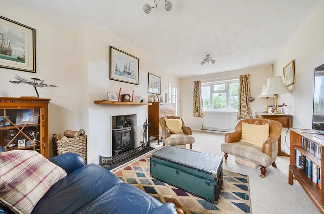 St. Michaels Crescent, Forden, photo 2