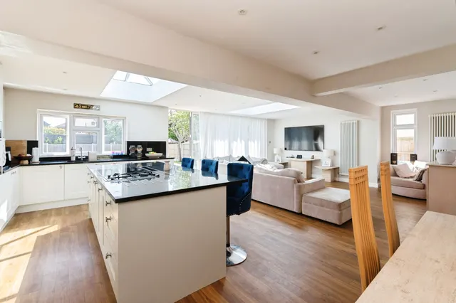 Oaklea Avenue, Chelmsford, CM2, photo 1