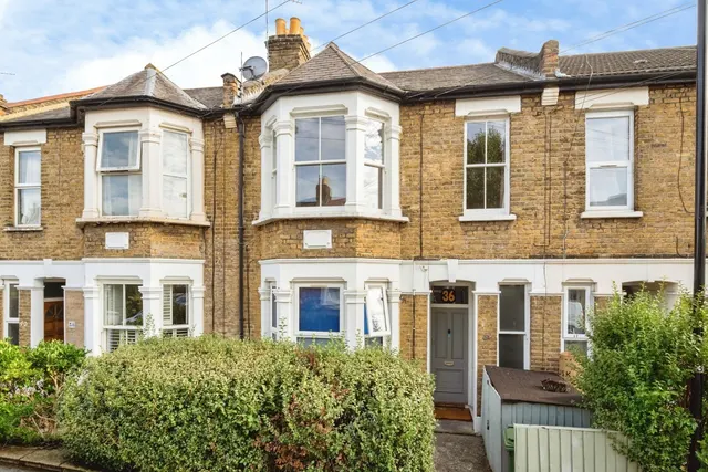 Albert Road, London, E10, photo 1