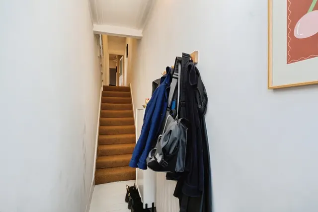 Albert Road, London, E10, photo 2