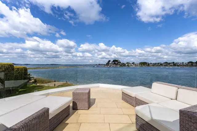 Salterns Way, Poole, BH14, photo 2