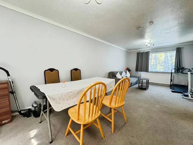 Elm Road, High Wycombe, HP12, photo 3
