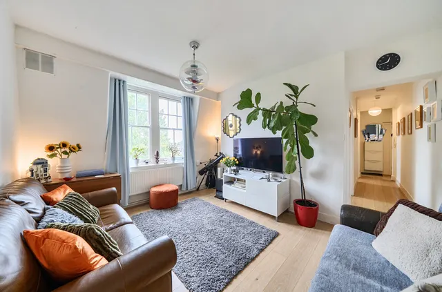 Thornhill Road, London, photo 1