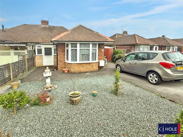 Zoons Road, Hucclecote, GL3, photo 1