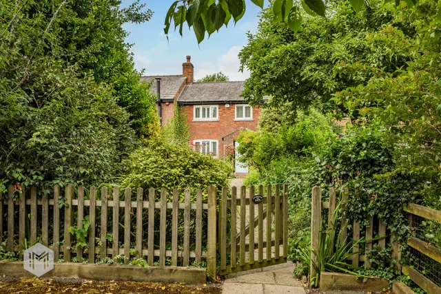 Photo 2 — Southworth Lane, Croft, Warrington, WA3 7BX