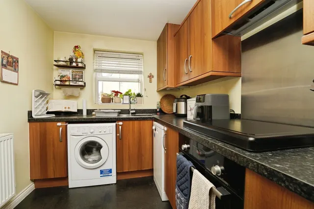 Photo 3 — Sealand Way Kingsway, Quedgeley, Gloucester, Gloucestershire, GL2