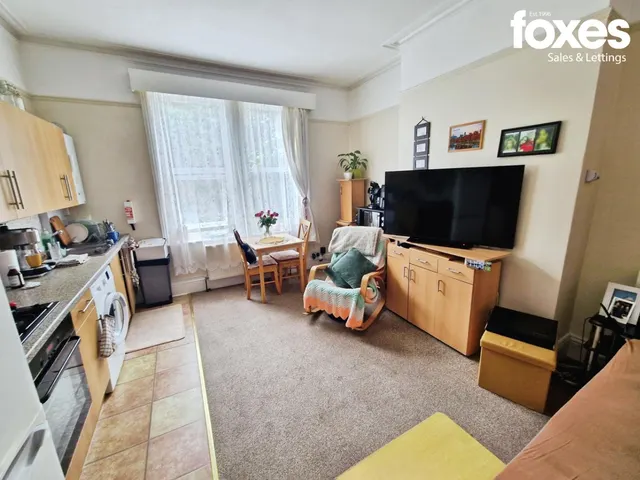 Photo 3 — Spencer Road, Bournemouth, Dorset, BH1 3TE