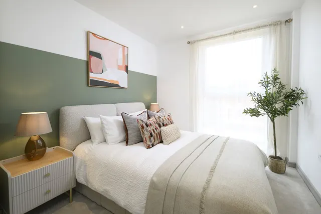 Eden Grove, Staines-Upon-Thames, TW18, photo 2