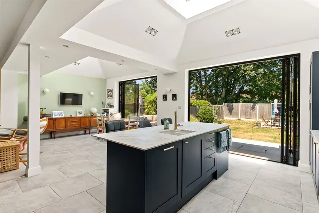 Photo 2 — Montrose Avenue, Twickenham, TW2 6HB